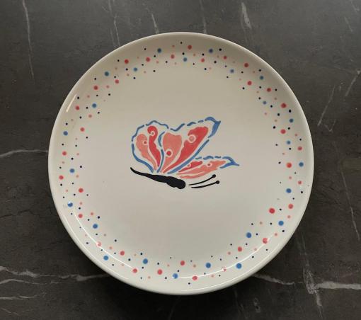 Schaal met vlinder